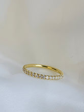 Load image into Gallery viewer, AMARA DIAMOND BAND RING
