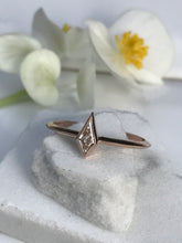 Load image into Gallery viewer, JULIET DIAMOND KITE RING