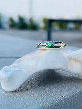 Load image into Gallery viewer, AMARISSA TSAVORITE DOME RING