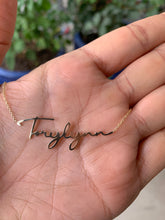 Load image into Gallery viewer, THINNY CUSTOM CURSIVE NAME NECKLACE