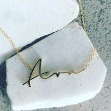 Load image into Gallery viewer, THINNY CUSTOM CURSIVE NAME NECKLACE