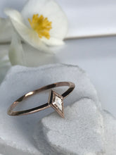 Load image into Gallery viewer, JULIET DIAMOND KITE RING