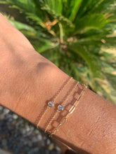 Load image into Gallery viewer, CELESTIA SINGLE DIAMOND BRACELET
