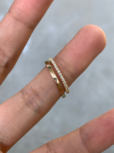 Load image into Gallery viewer, AMARA DIAMOND BAND RING