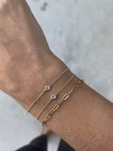 Load image into Gallery viewer, CELESTIA SINGLE DIAMOND BRACELET