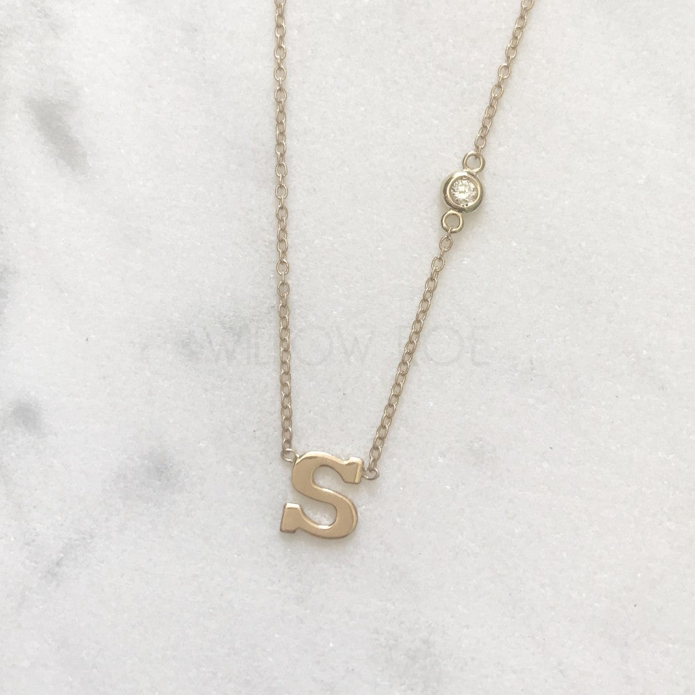 AMARE INITIAL DIAMOND NECKLACE