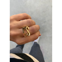 Load image into Gallery viewer, AYLA SOLID GOLD INITIAL SIGNET RING
