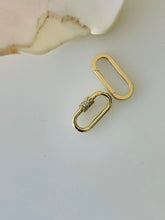 Load image into Gallery viewer, MAVIS DIAMOND LOCK CONNECTOR
